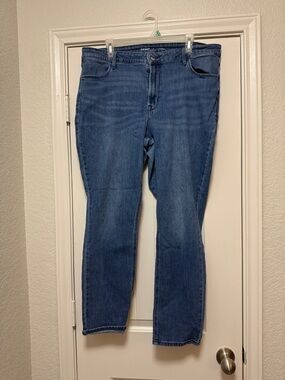 Old Navy Light Blue High-Rise Straight Jeans